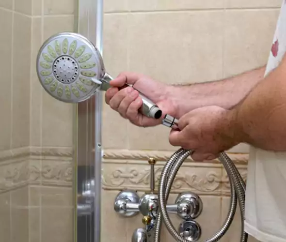 Professional Shower Repair Specialist in Duncanville, TX: Schedule Affordable Shower Services with Us