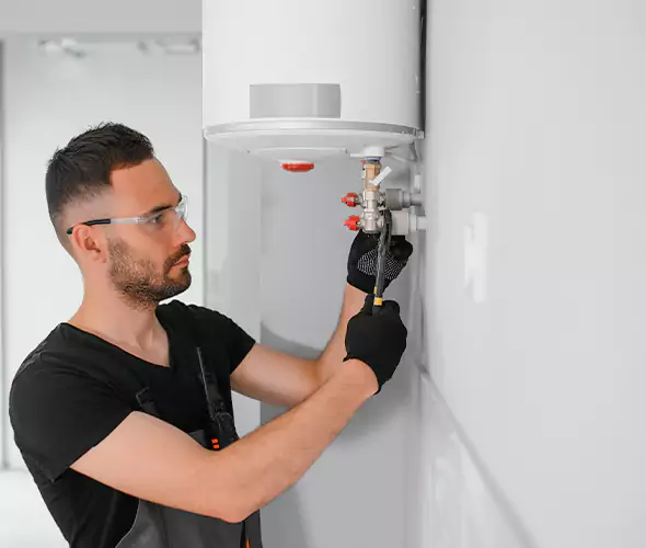 Expert Plumber for Water Heater Expansion Tank Installation in Duncanville, TX