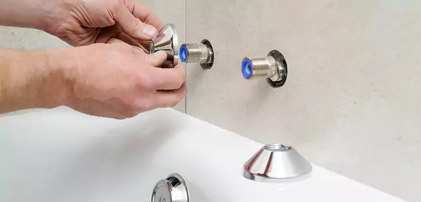 Bathtub Faucet Diverter Replacement in Duncanville